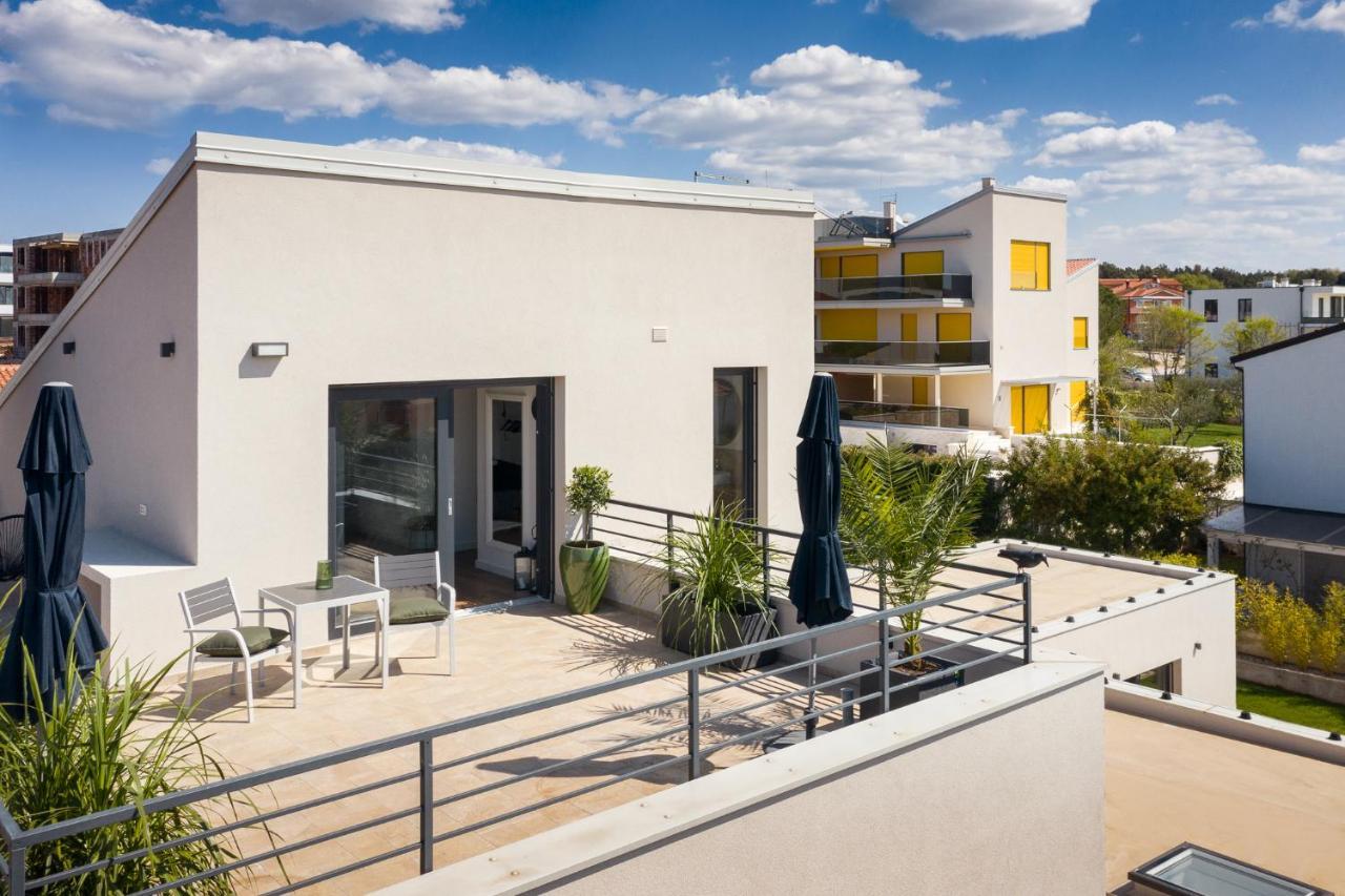 Belvedere Holidays Novigrad  Exterior photo